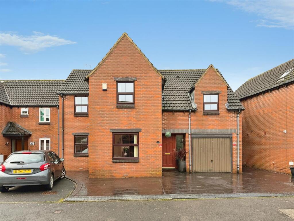 Main image of property: Touchstone Road, Heathcote, Warwick