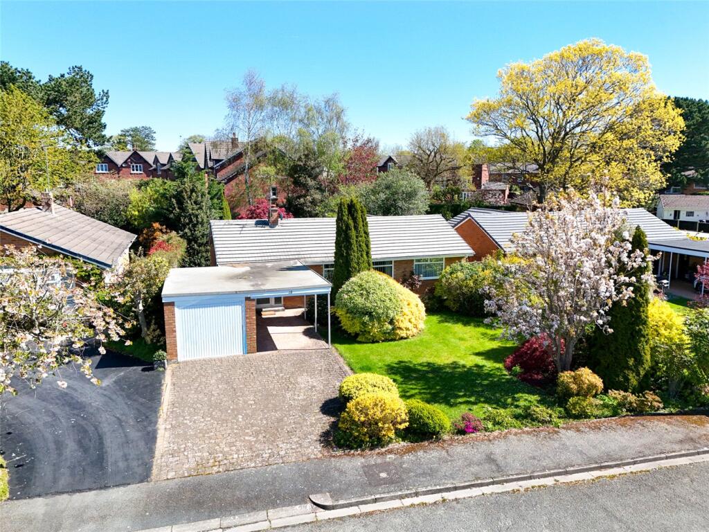 3-bed house on Pine Hey, Neston, Cheshire, £450,000