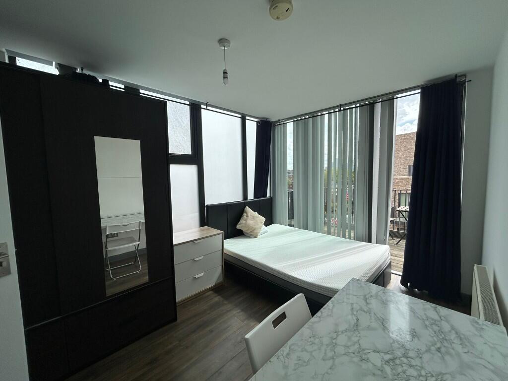 Main image of property: Raven Row, London, E1
