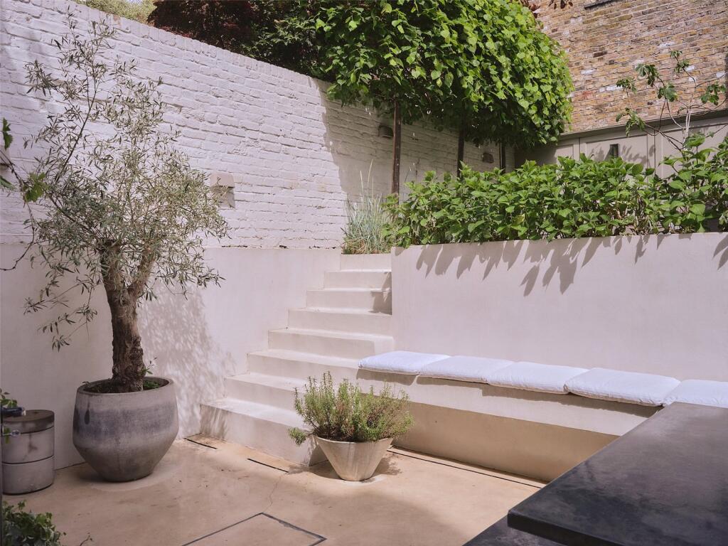 House in London, Angel, Highbury - View 5