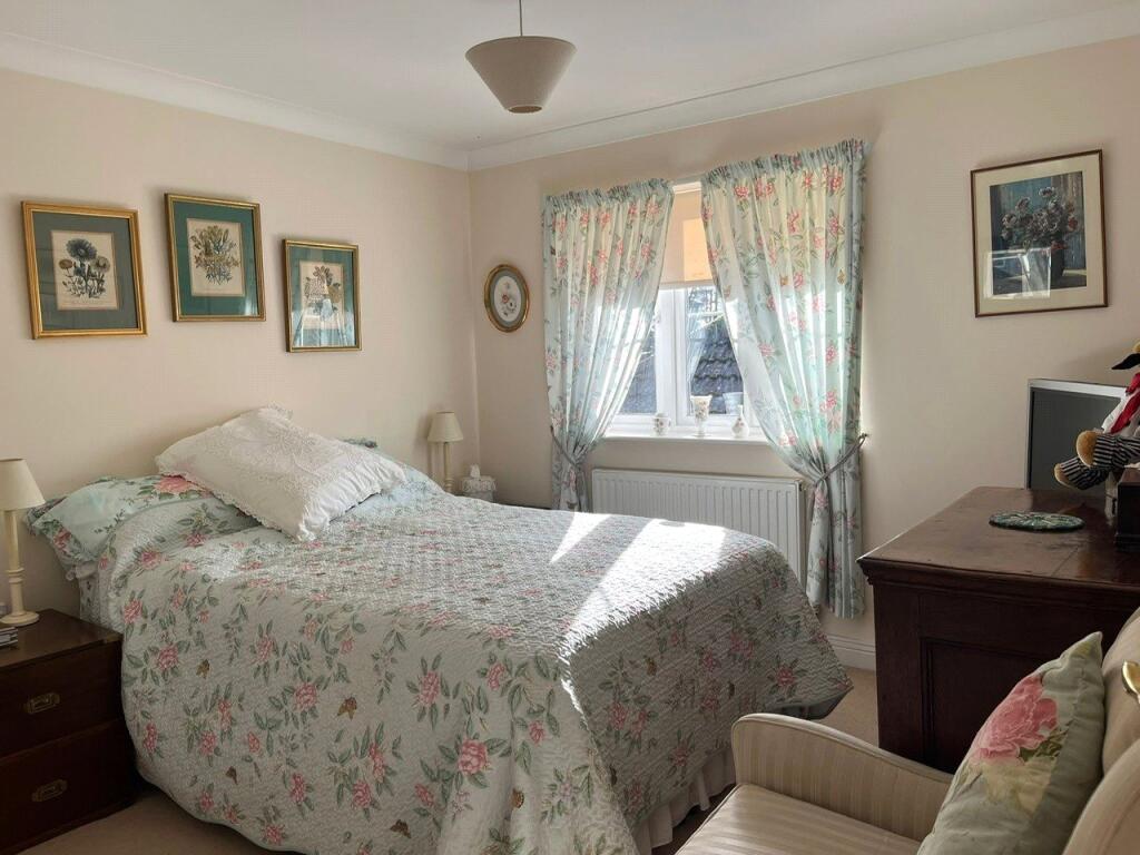 Verwood, Dorset, BH31 photo 5