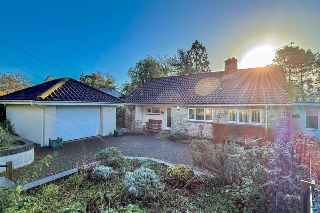 Main image of property: St Ives Park, Ashley Heath, BH24 2JX