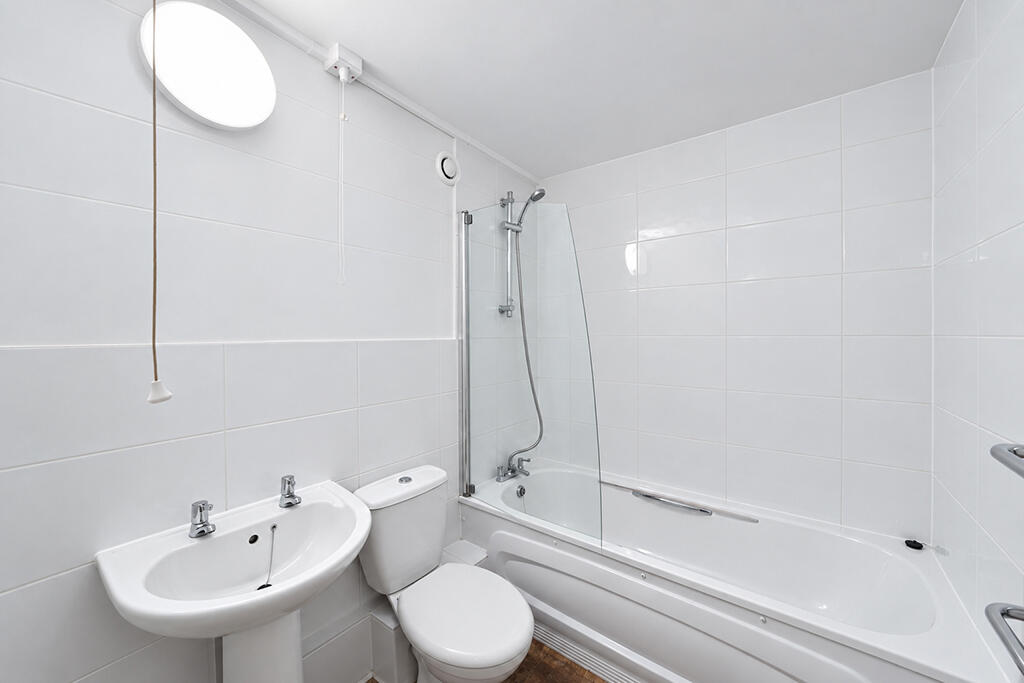 Apartment in London, Canada Water, Rotherhithe - More