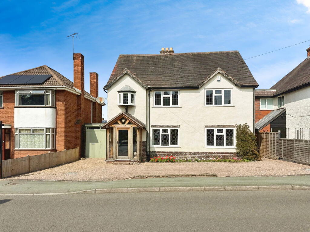 Castlecroft Road, Finchfield, Wolverhampton, WV3 8DA - View 2