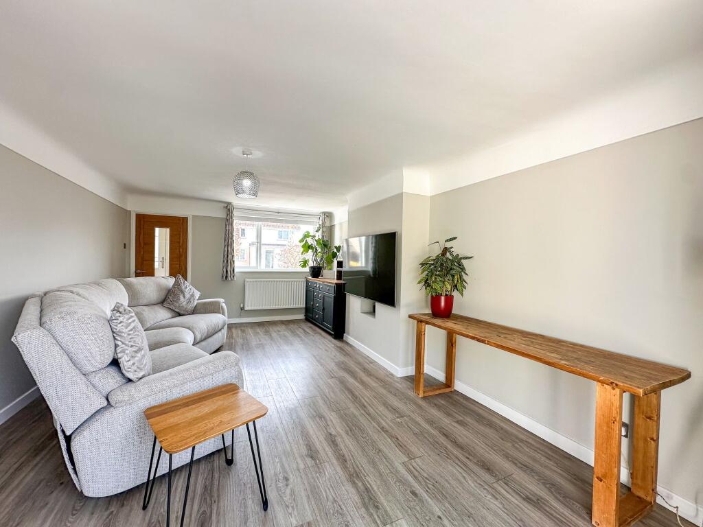 House in Upton, Overchurch Hill - More