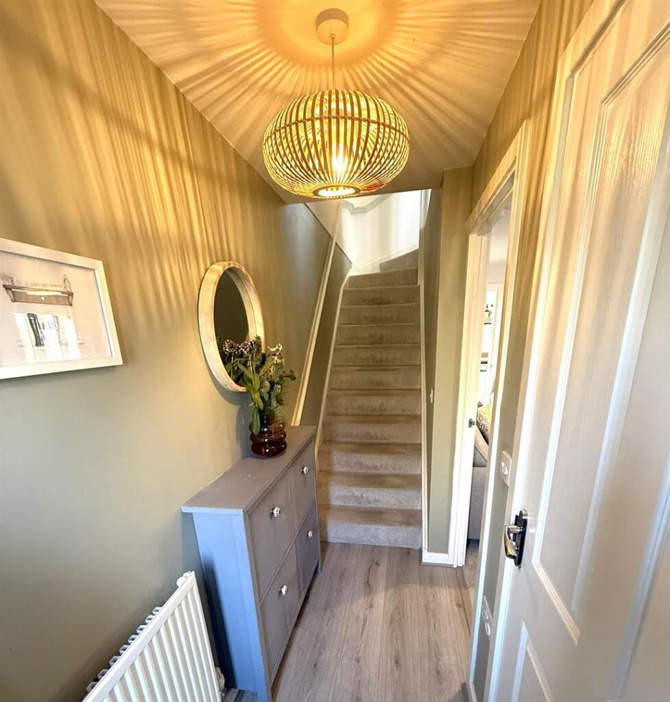 Hickory Way, Chippenham photo 4