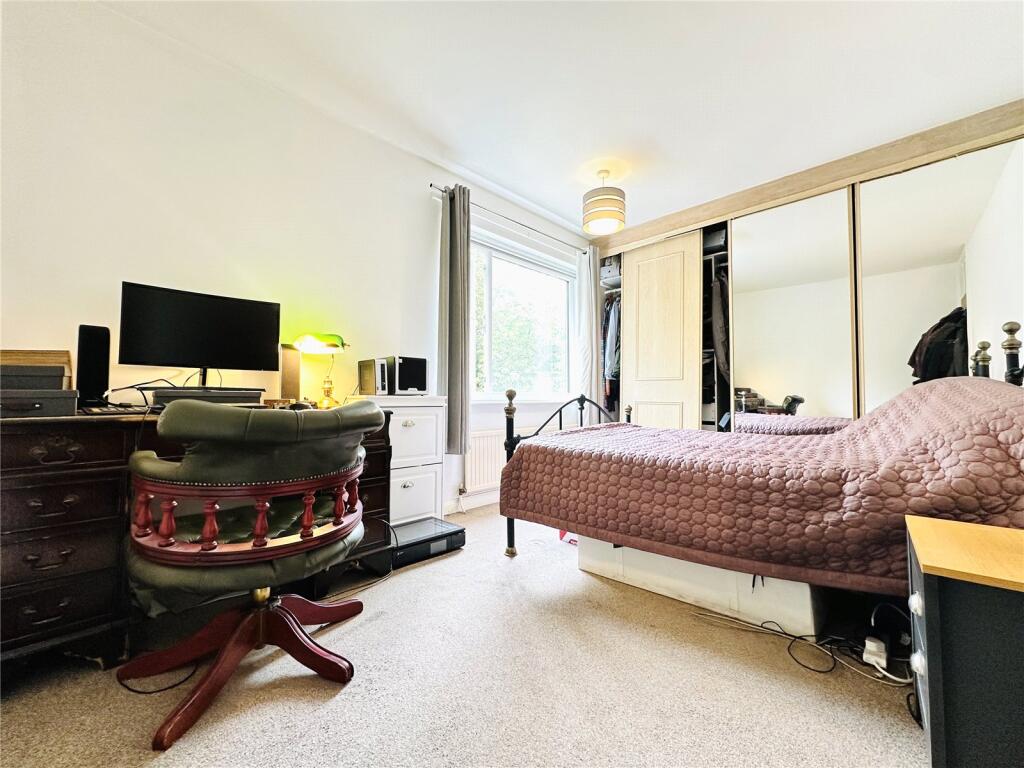 Apartment in Leeds, Park Villas, Roundhay - More
