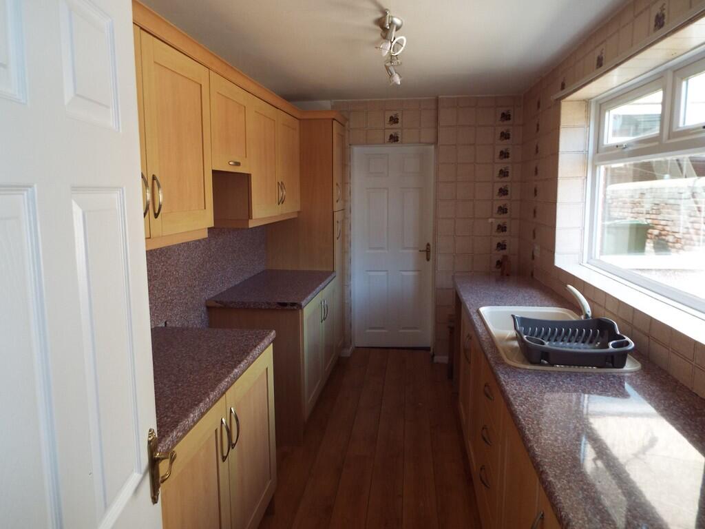8 Silksworth Terrace photo 3