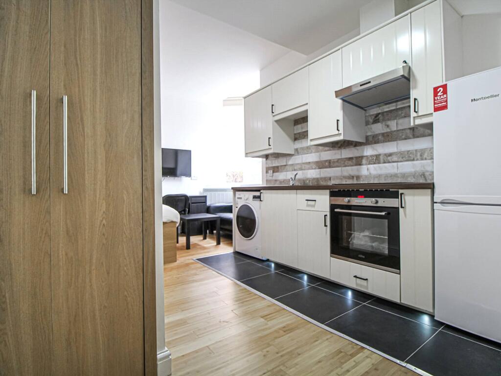 Main image of property: Apt 6, George House #105491