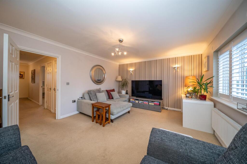 Additional image 4 of Kennedy Close, London Colney