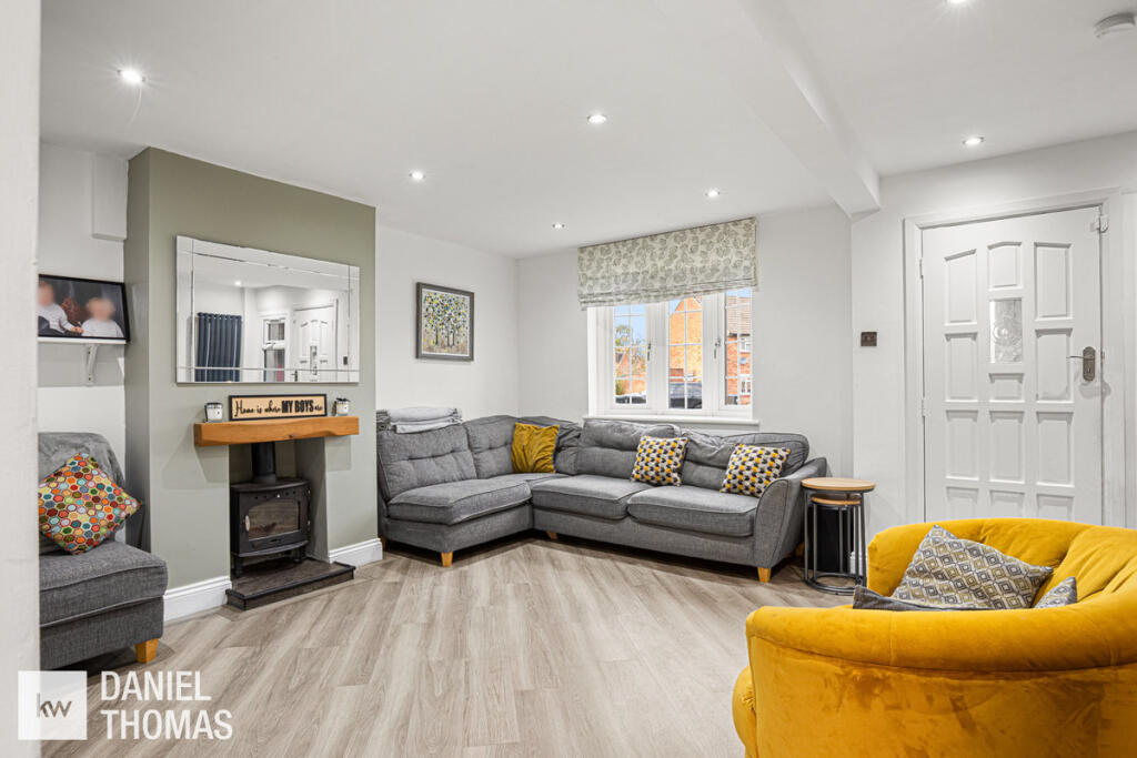 Beechfield Walk, Waltham Abbey, EN9 photo 2
