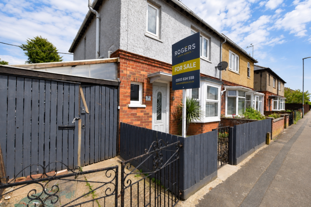 House in Finedon, North Northamptonshire - View 4