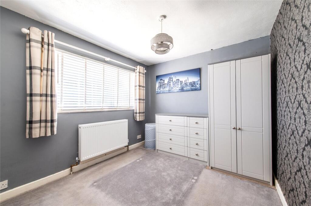 House in Maidstone, Langley Park, Parkwood - More