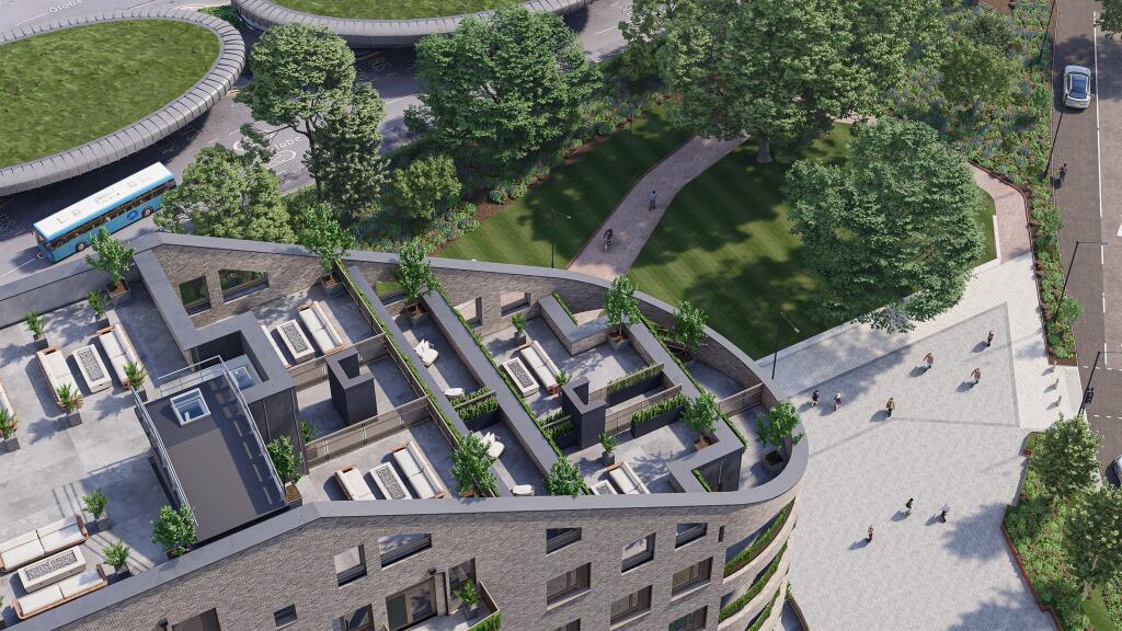 Apartment in Chatham, Chatham Town Centre, Luton - More