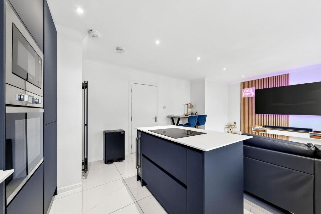 Apartment in Edinburgh - View 5