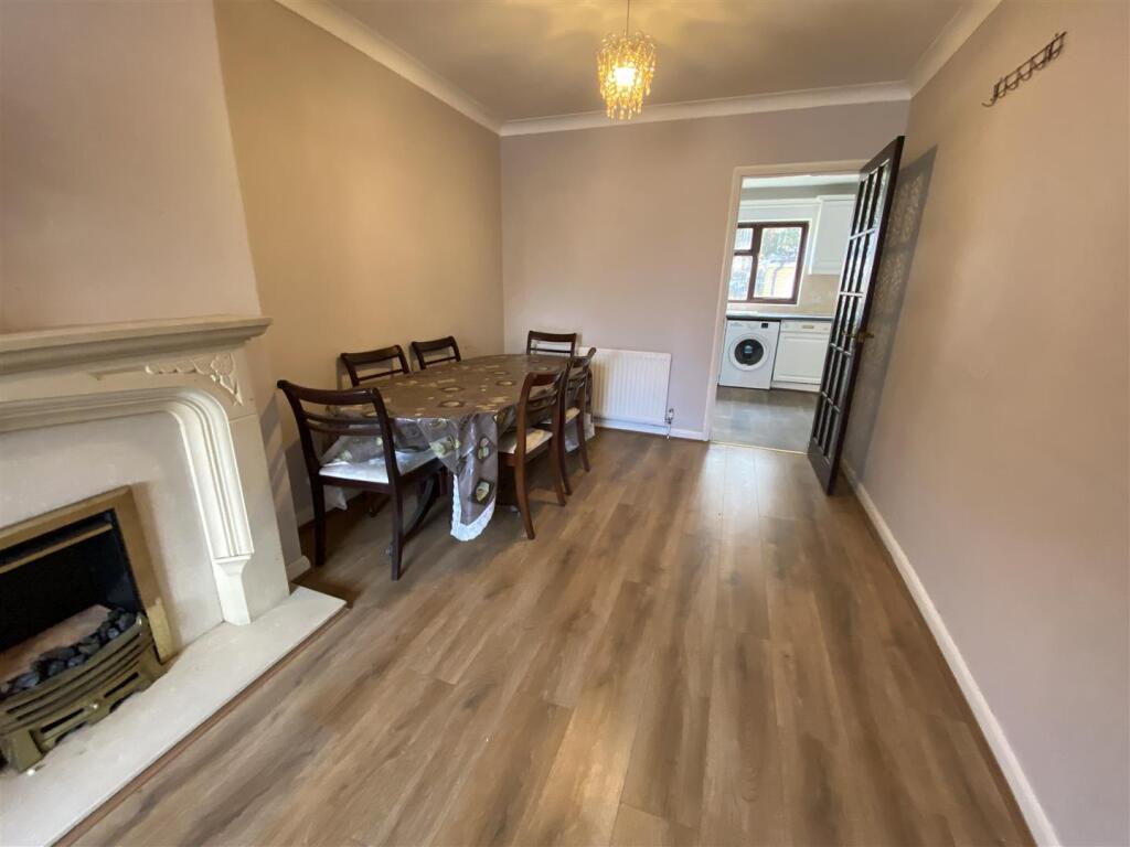 House in Romford - View 3