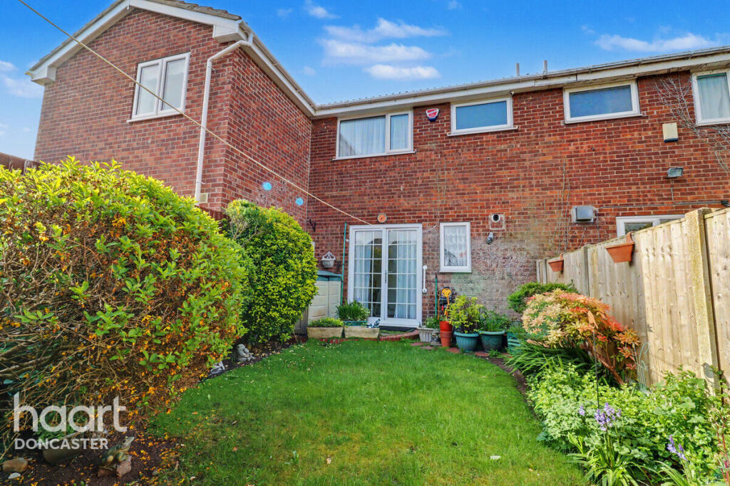 Milcroft Crescent, Hatfield, Doncaster photo 4