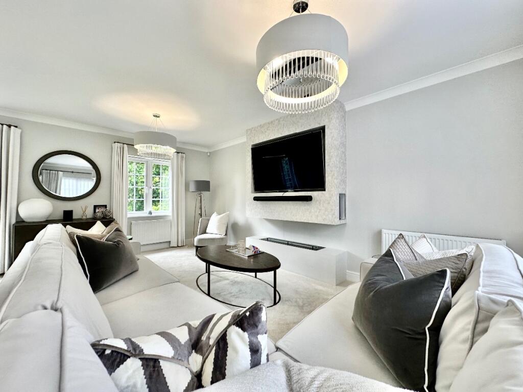 Main image of property: Osborne Heights, Brentwood