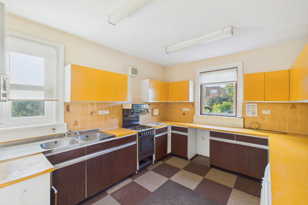 Oldfield Road, Bath, BA2 photo 4