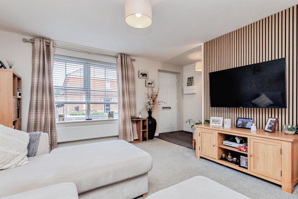 House in Kettering, North Northamptonshire - View 4