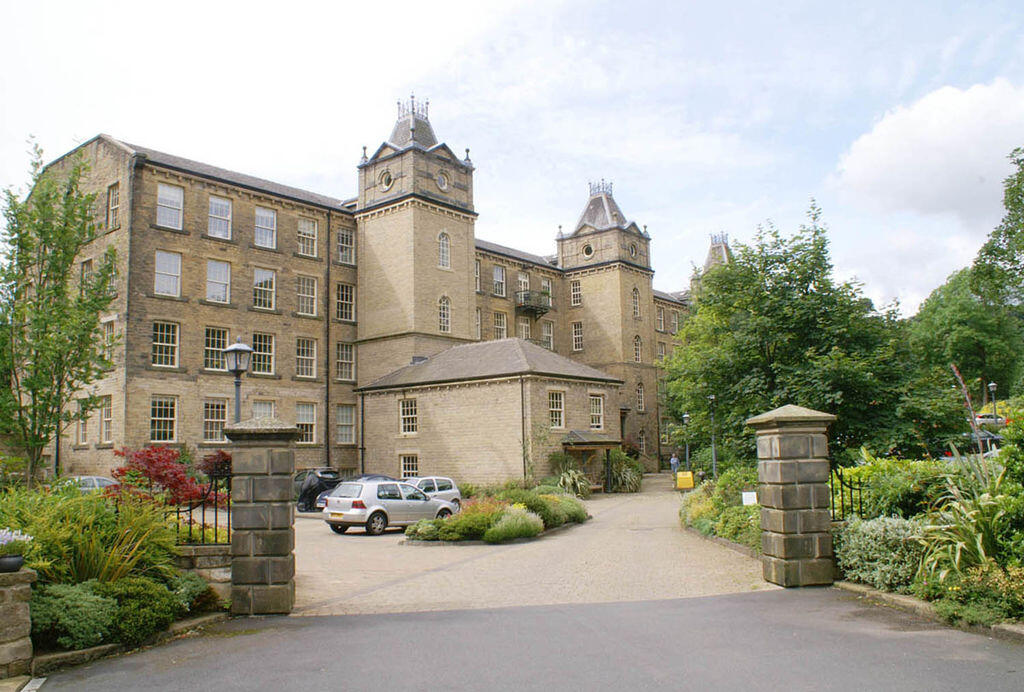 Barkisland Mill, Beestonley Lane, Barkisland HX4 0HQ photo 3