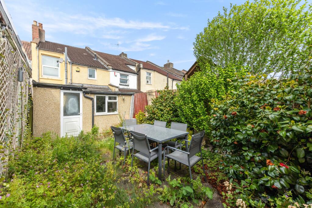 House in Bristol, Speedwell - More