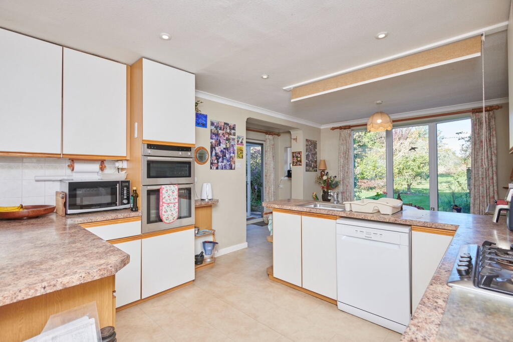 House in Wellingborough, Hatton Park - View 5