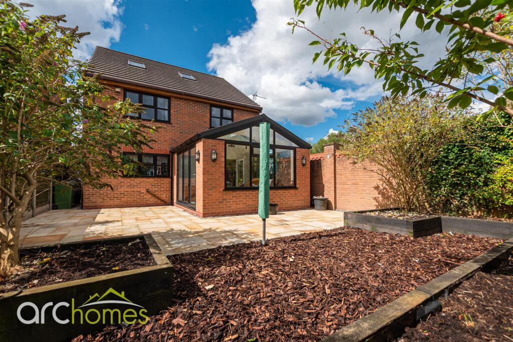 House in Wigan - View 4