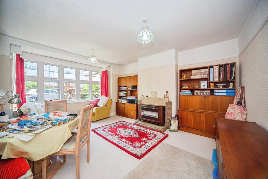 House in Southampton - View 4