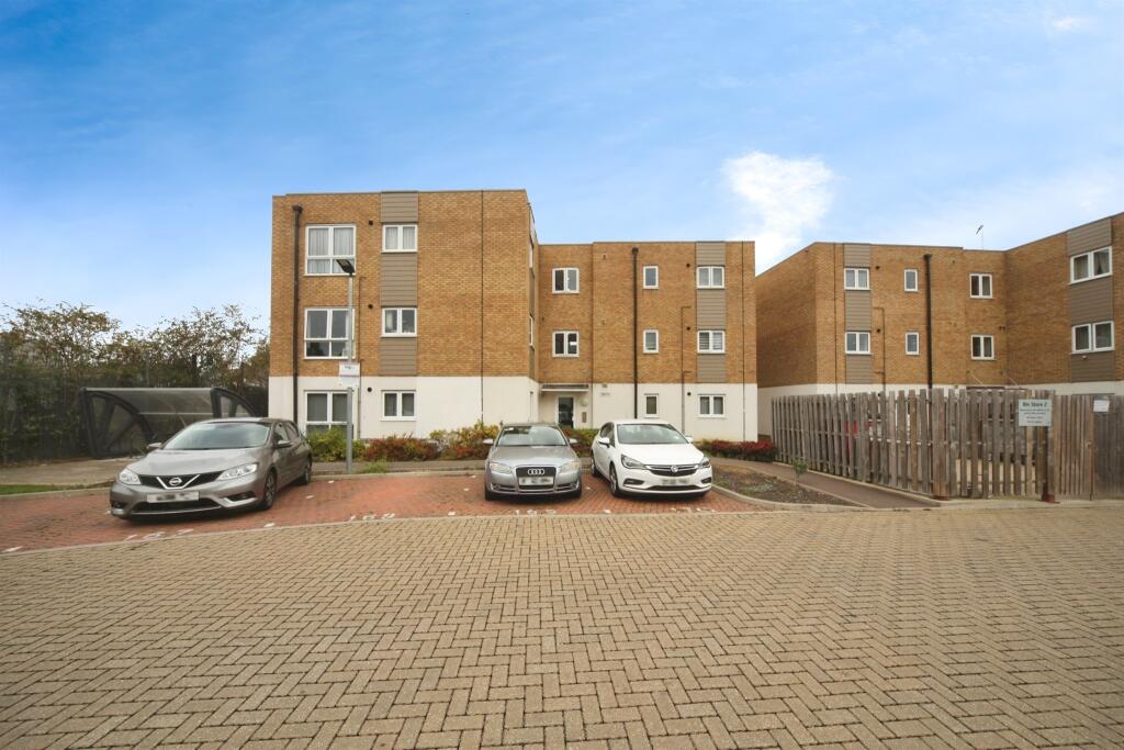 Main image of property: Bongrace Walk, Luton