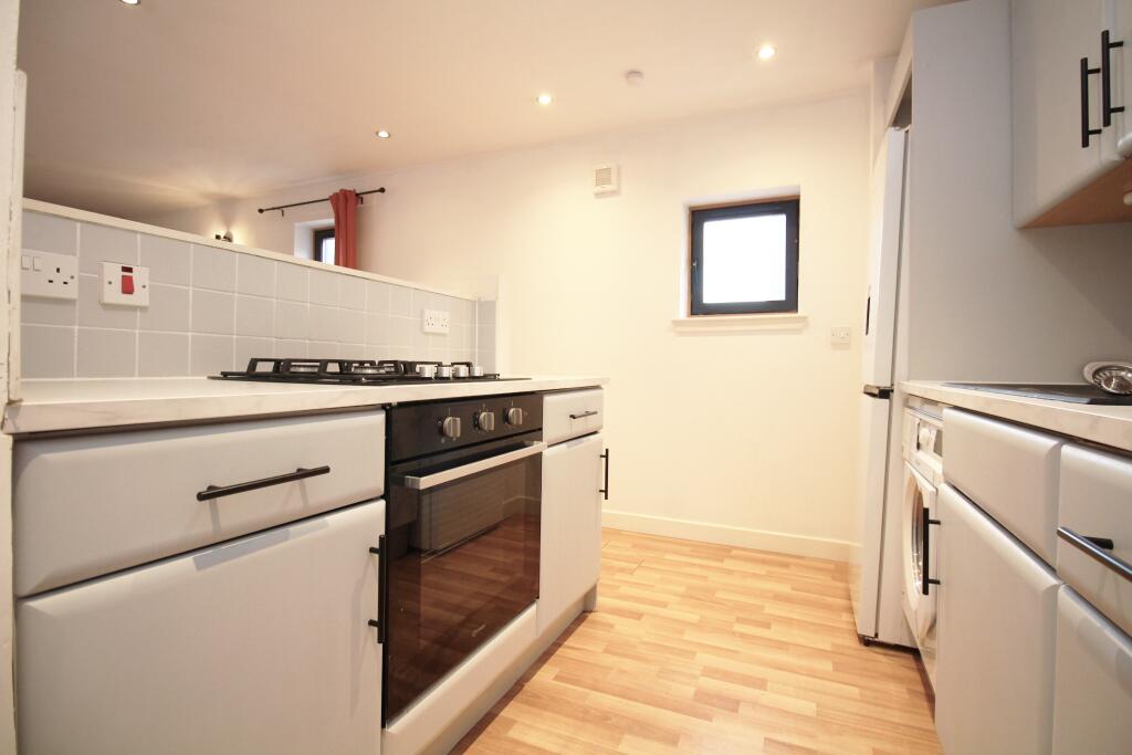 Apartment in Glasgow - View 5