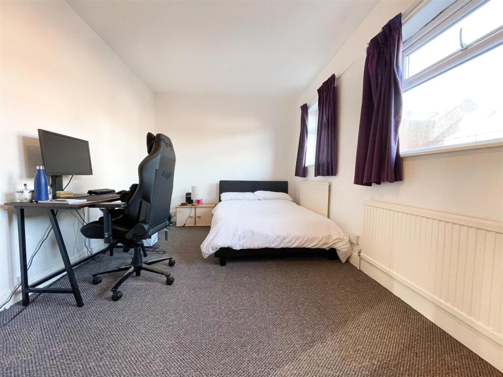 House in Sheffield, Brincliffe, Ecclesall - View 5