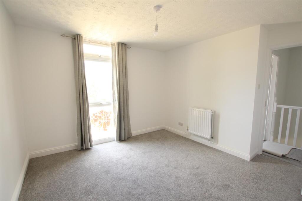 Longueville Court, Northampton - More