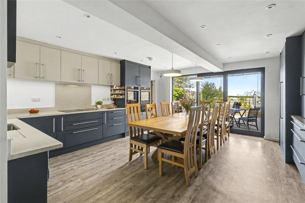 House in East Hertfordshire, Painter's Green, Datchworth - View 3