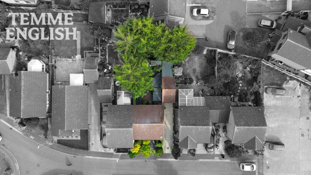 House in Southend-on-Sea - View 2
