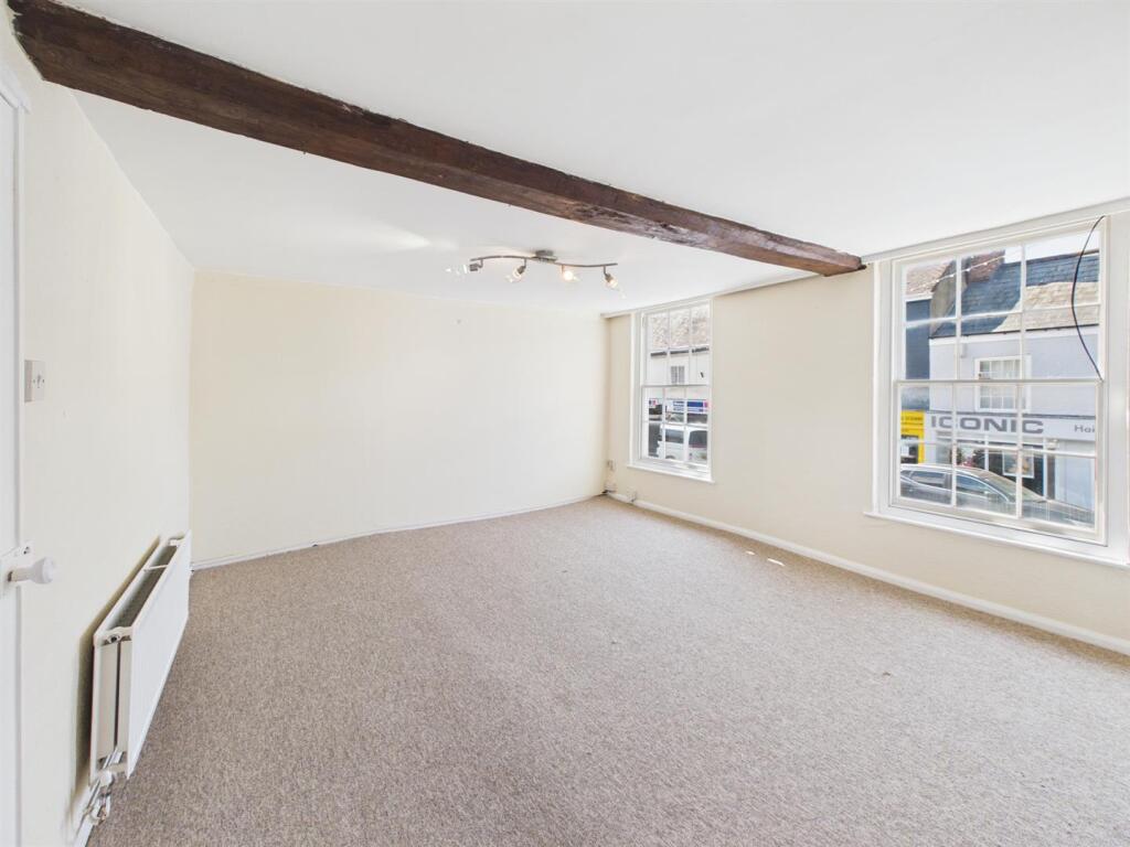 Main image of property: High Street, Pershore
