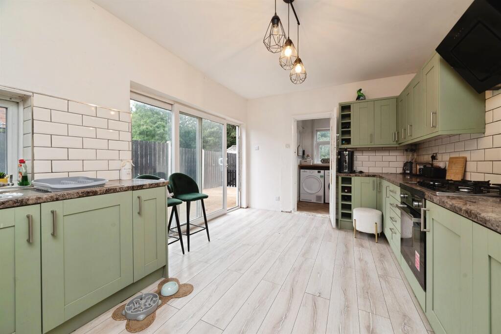 House in Hull, Kingston upon Hull - View 3