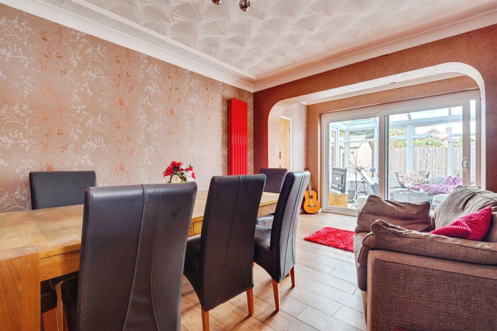 House in Runcorn, Grange - View 6