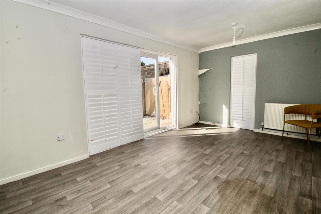 Hillstone Road, Shard End, Birmingham photo 2