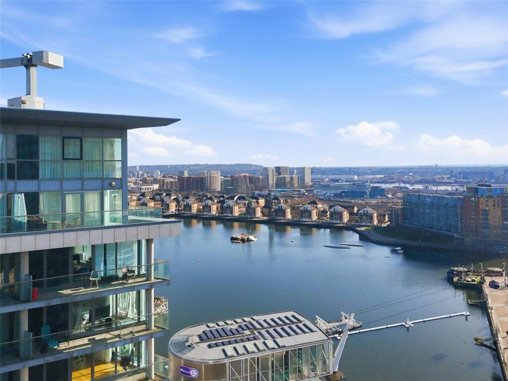 Apartment in London - View 5