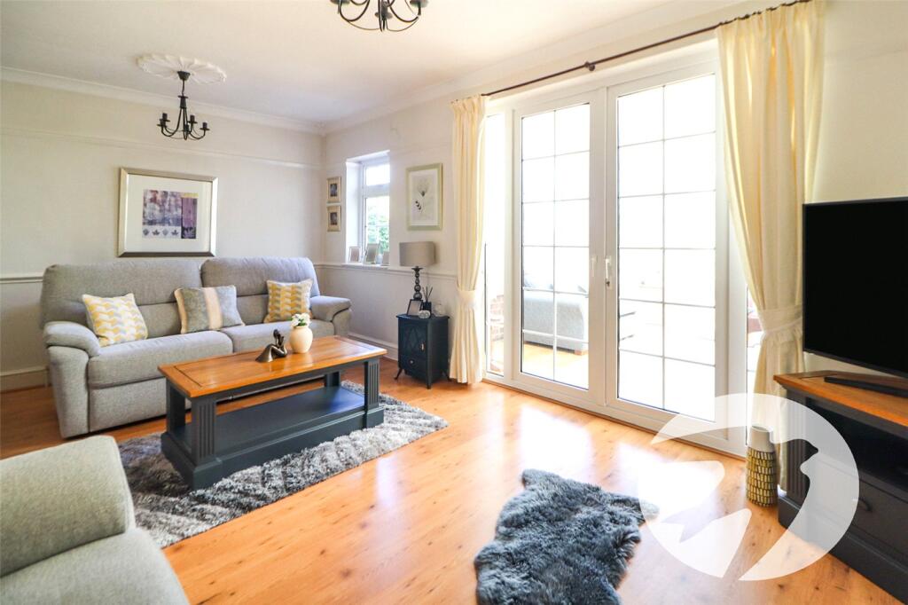 House in Dartford - View 5