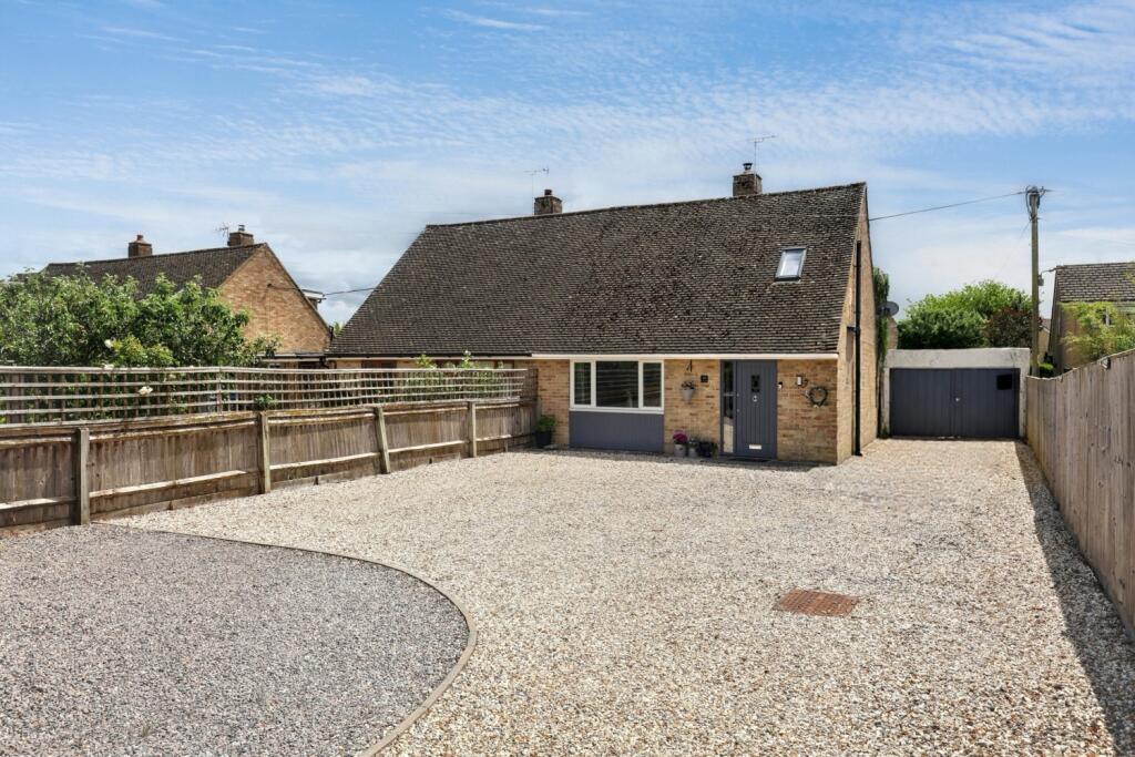 Main image of property: 38 Cote Road, Aston, Bampton