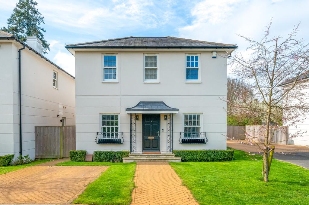 Main image of property: Burlington Mews, Datchet, SL3