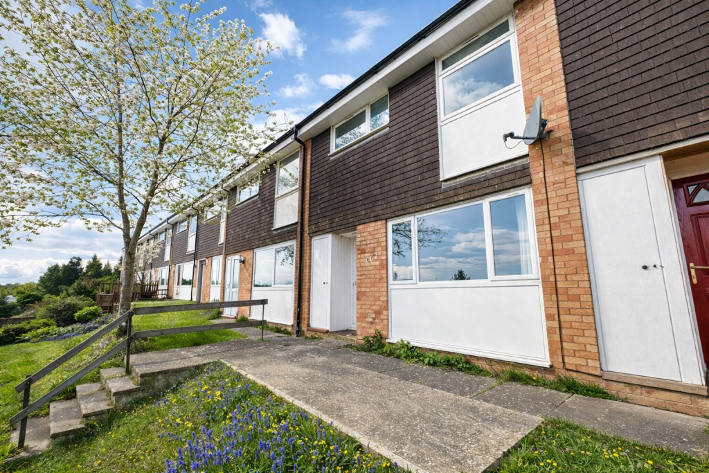 Main image of property: Devon Road, Luton, Bedfordshire, LU2 0RU