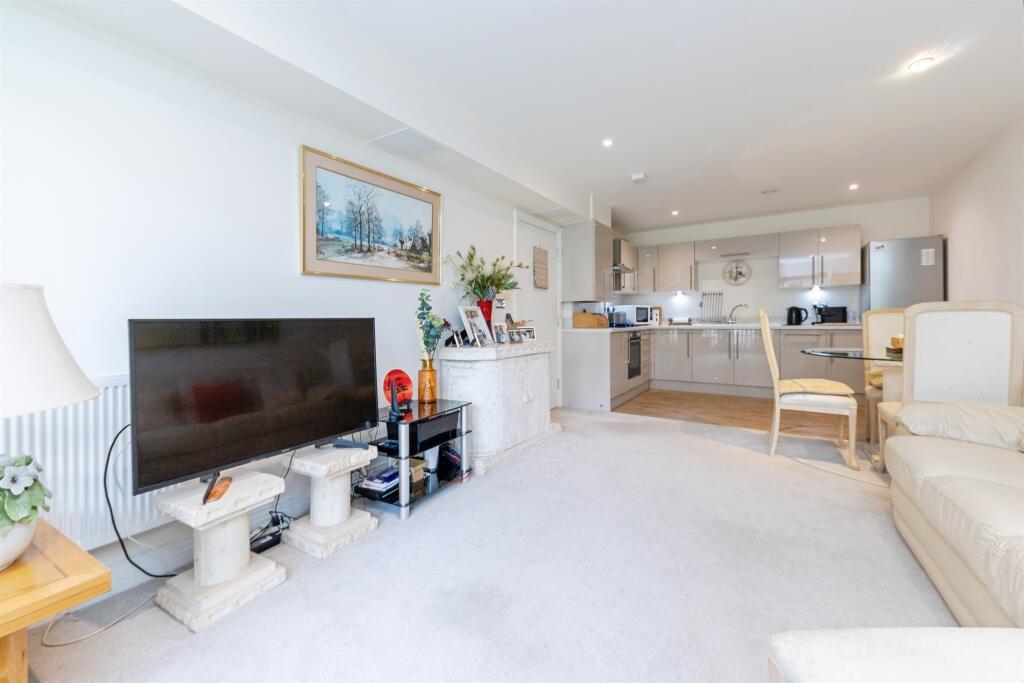 Additional image 4 of Bessemer Road, Welwyn Garden City