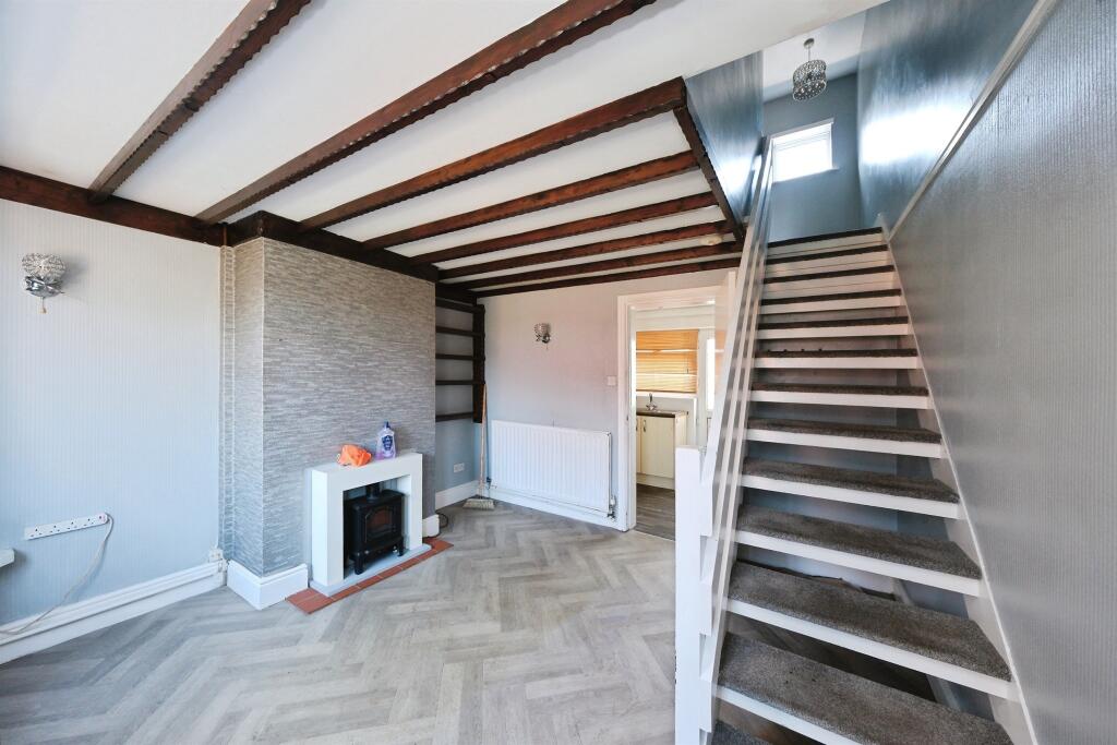 House in Amber Valley, Horsley Woodhouse - View 3