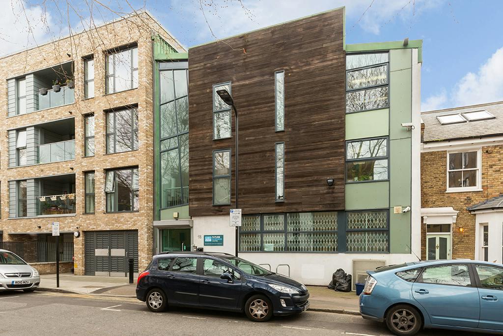 18-20 london Lane-36.jpg