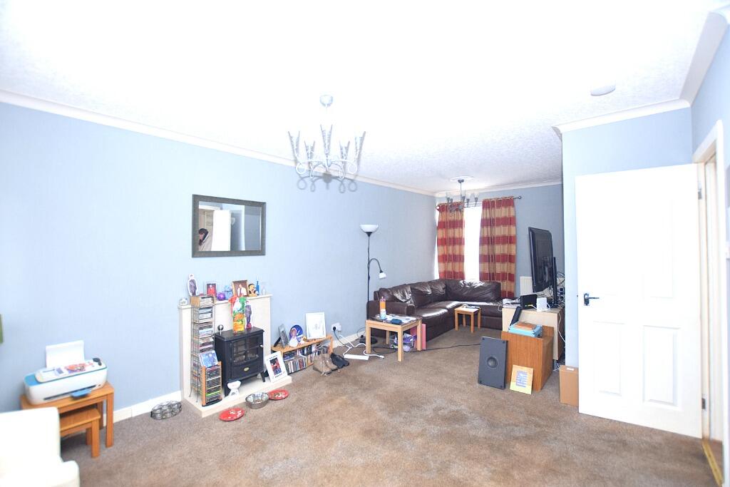 Hastings Square, Darvel, East Ayrshire, KA17 photo 4