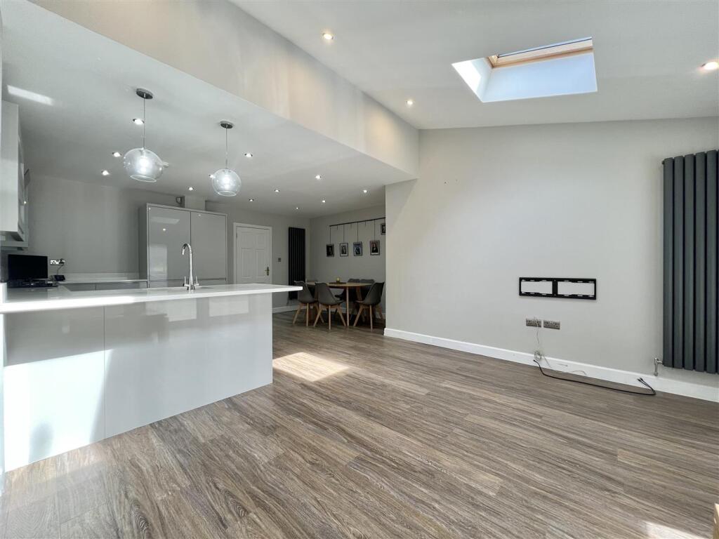 House in Birmingham, The Calthorpe Estate, Harborne - More