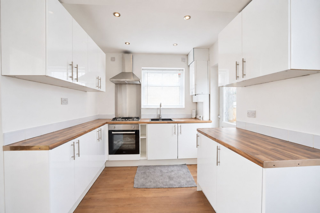Burford Close, Solihull, B92 photo 4